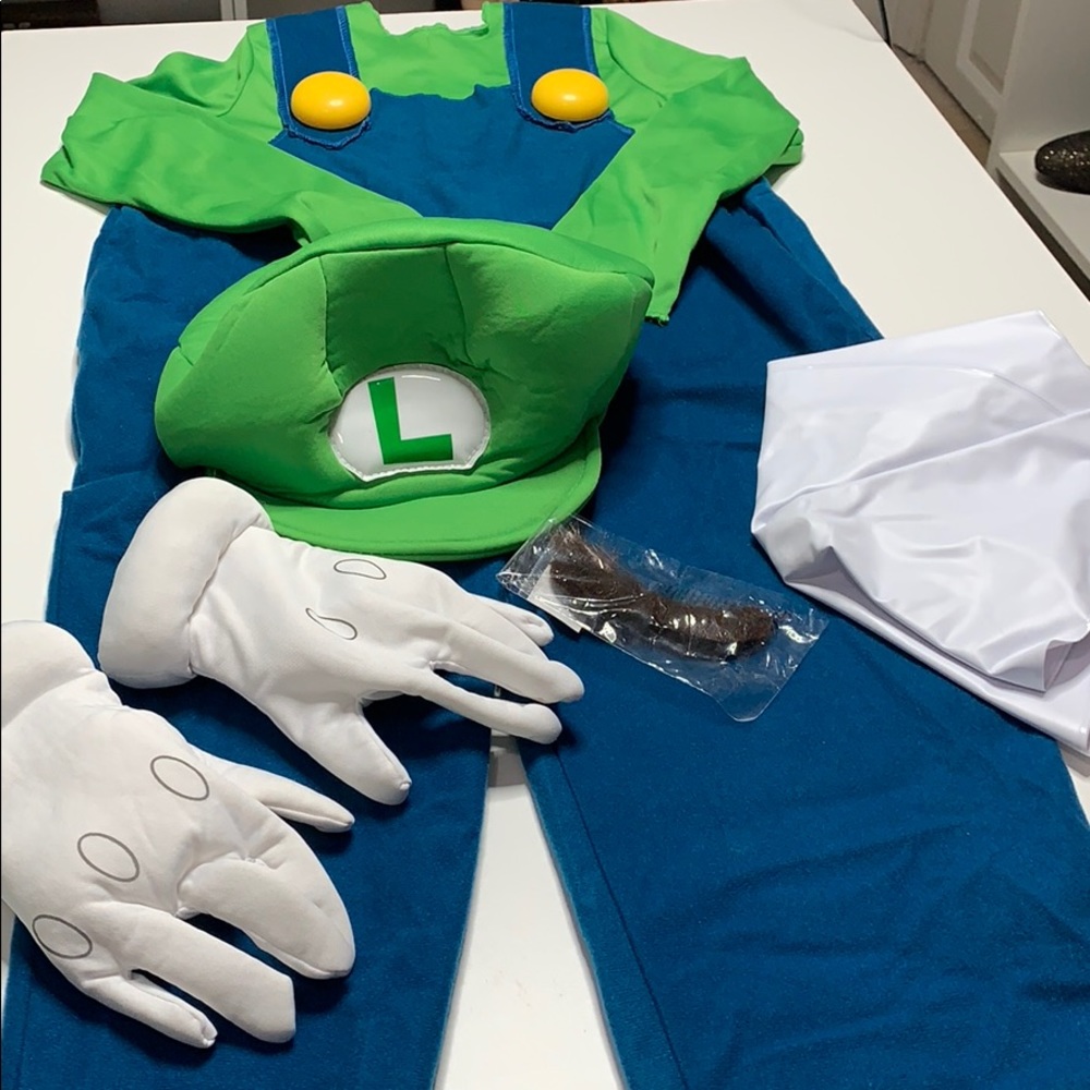 Luigi Halloween costume size S/P (4-6)